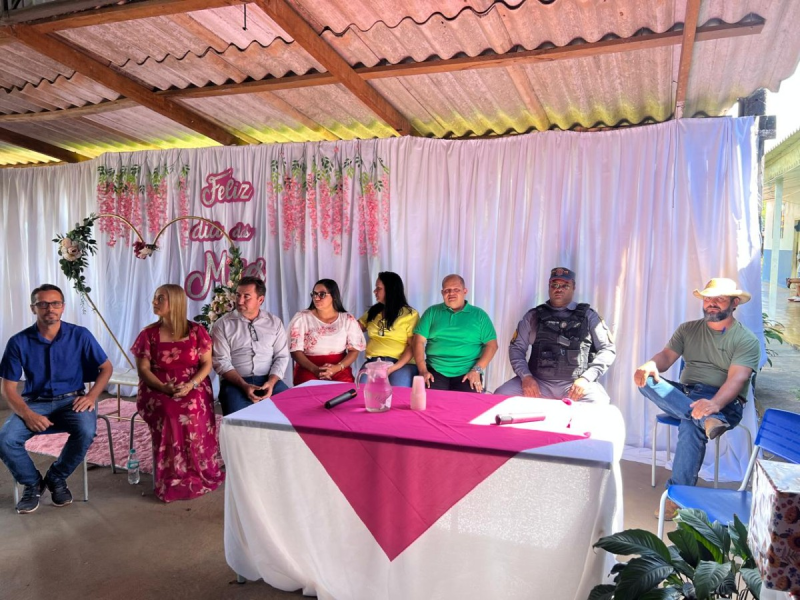 Comemoração do Dia Das Mães da Extensão da Escola Simão Bororo de Vila Progresso.